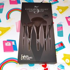 It Cosmetics 5 piece Brush set